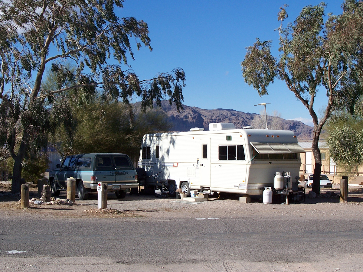 1976 30' Holiday Rambler Presidential 3000